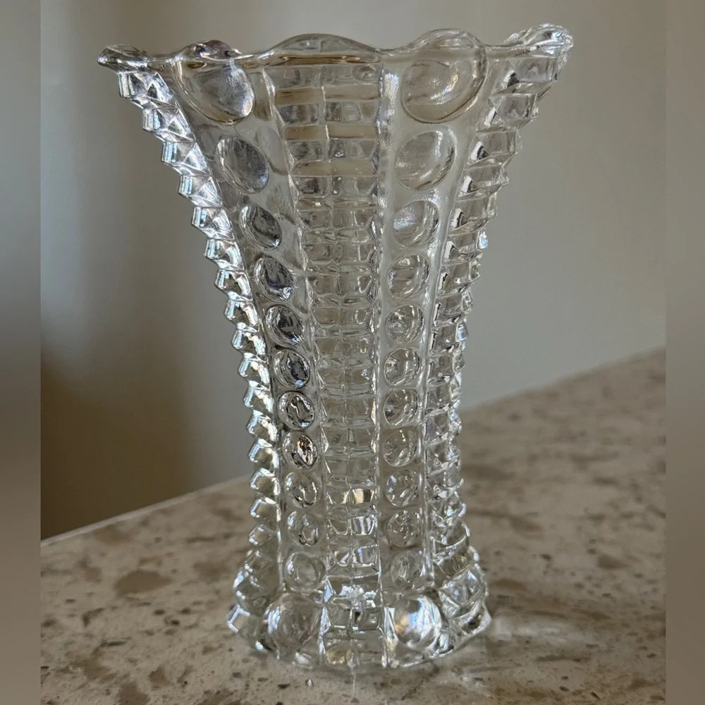 Vintage 1950’s~Small~Clear~Anchor Hocking~Indiana Glass~ Mayflower~Vase~G21
